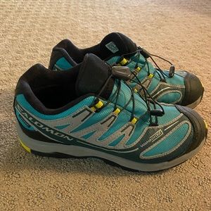 Salomon hiking shoes